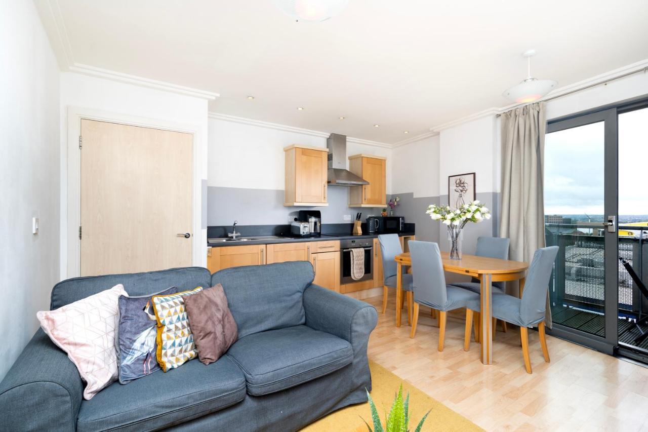 Apartmán Cosy Flat Right Opp Tube Station Londýn Exteriér fotografie